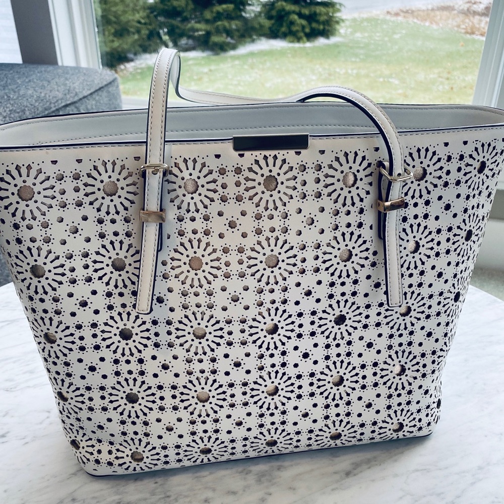 Kelly & Katie purse